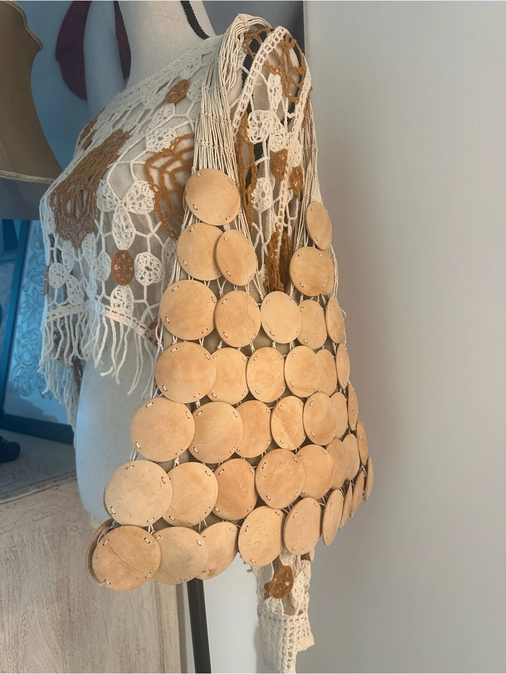 Vintage Boho Wooden Disc Crochet Shoulder Bag Natural Wood Macramé Festival Y2K